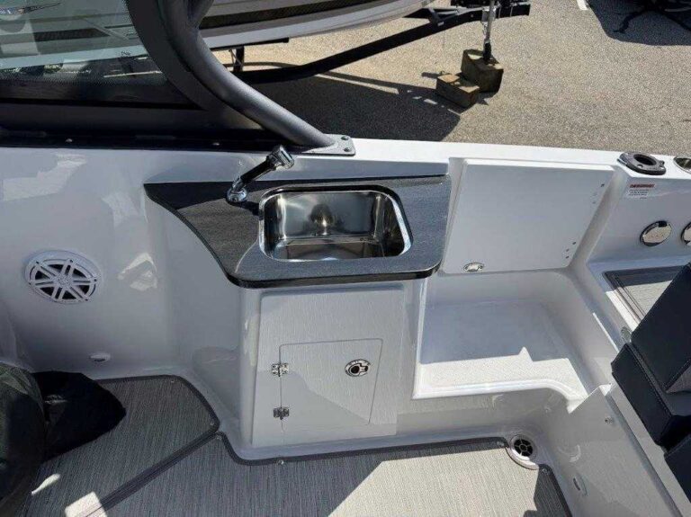 2026 Monterey Elite 27 - Mercury 400 V10!! US-RGFEB182F526 [photo 29]